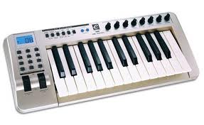 januari 2011: midi keyboard..jpg