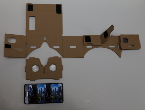 Cardboard, opengeklapt